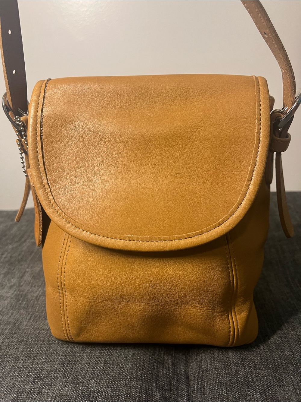 Vintage coach SoHo flap shoulder bag 4108 - Picture 3 of 13